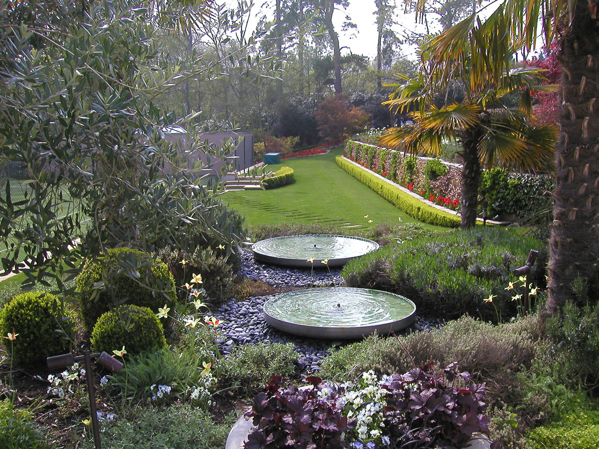 Private Garden, Surrey, image 7